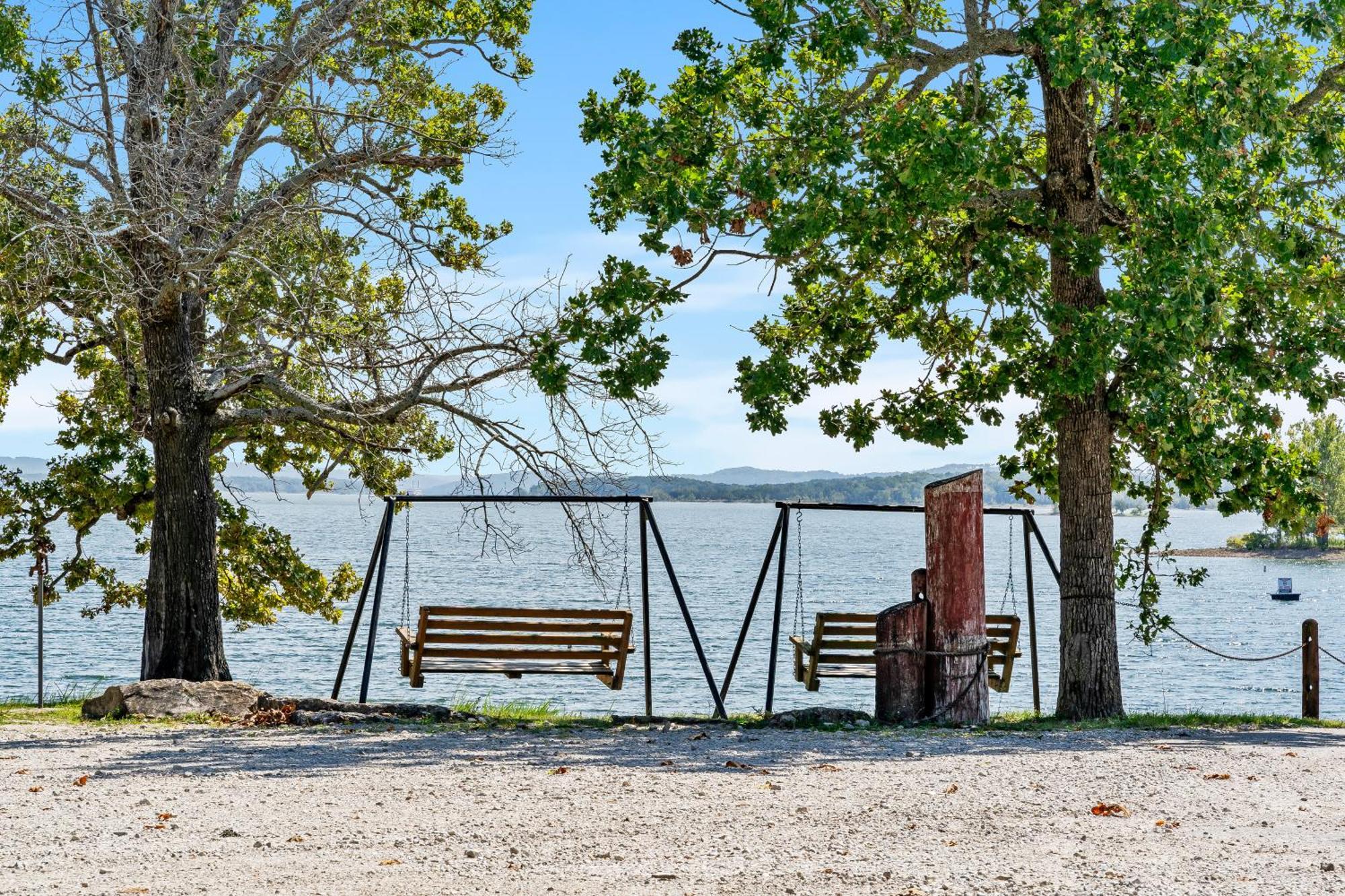 Rock Lane Resort & Marina Indian Point Exteriör bild
