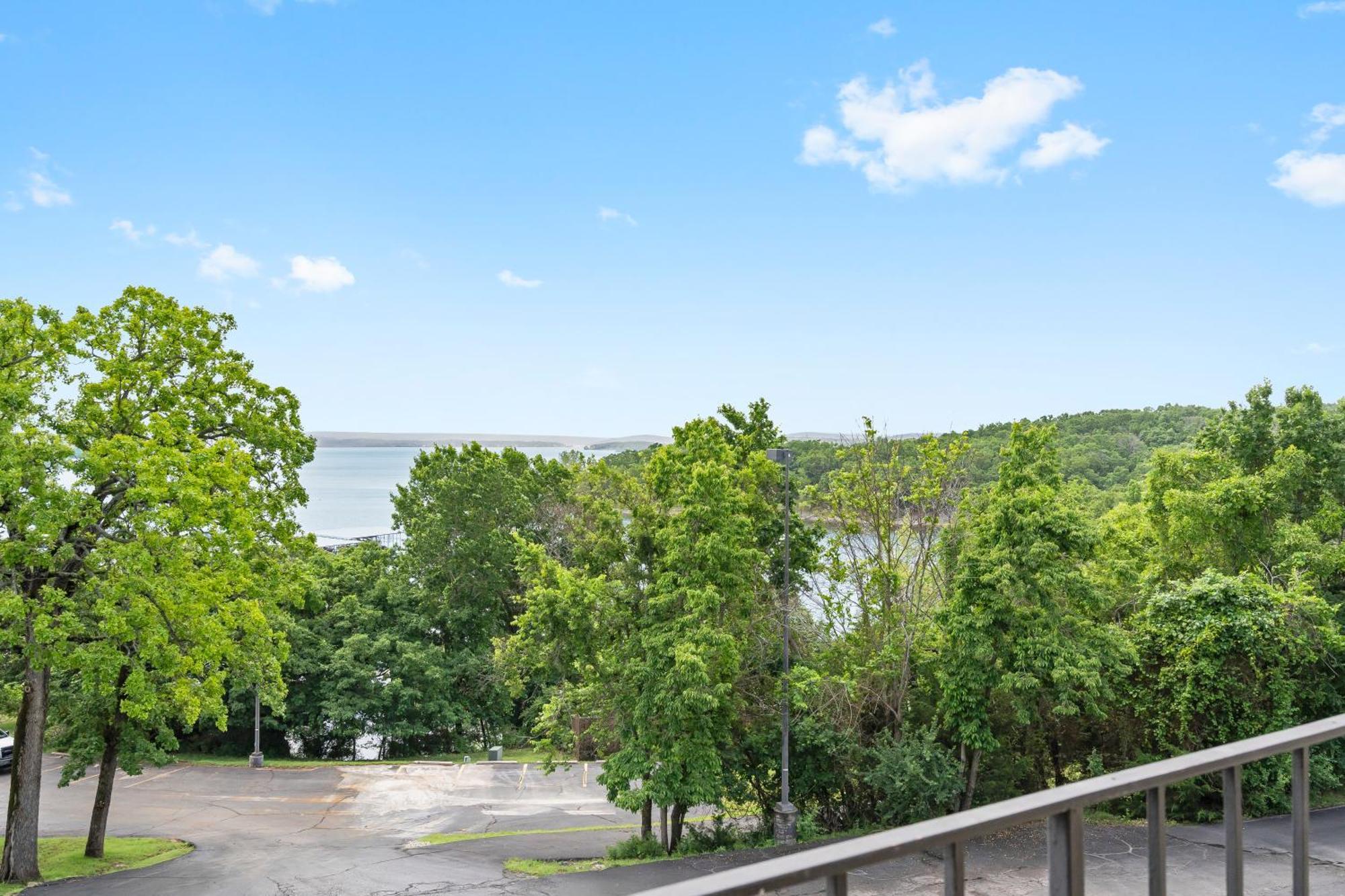 Rock Lane Resort & Marina Indian Point Exteriör bild
